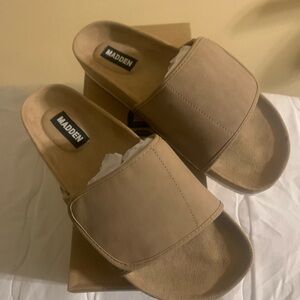 Madden Men's Taisto Slide Sandals Taupe Suede Hook And Loop Comfort Size 9